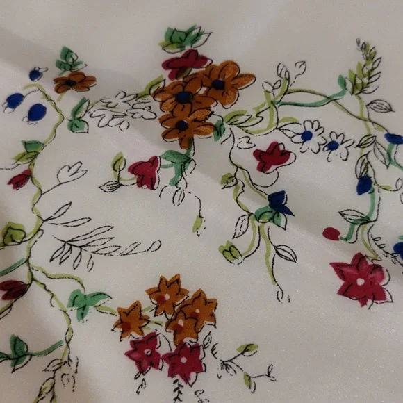 Vintage Charming Floral Print Scarf with Green Border, Made In Japan - Picture 4 of 10